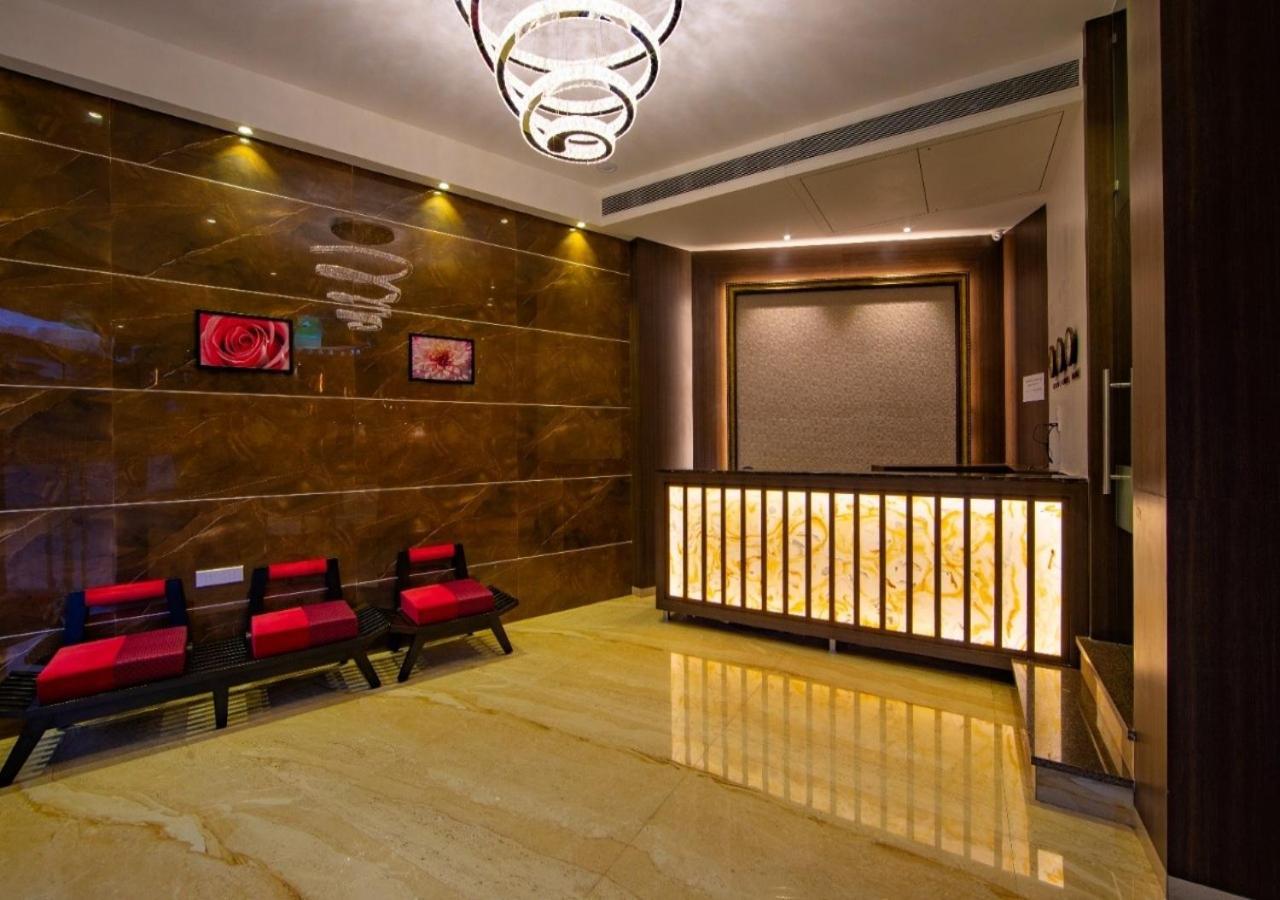 Hotel Laxvas Thane Eksteriør bilde