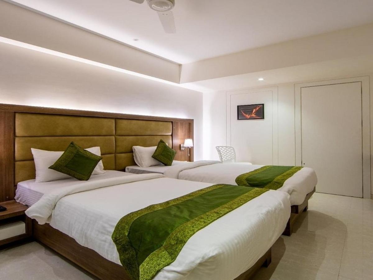 Hotel Laxvas Thane Eksteriør bilde